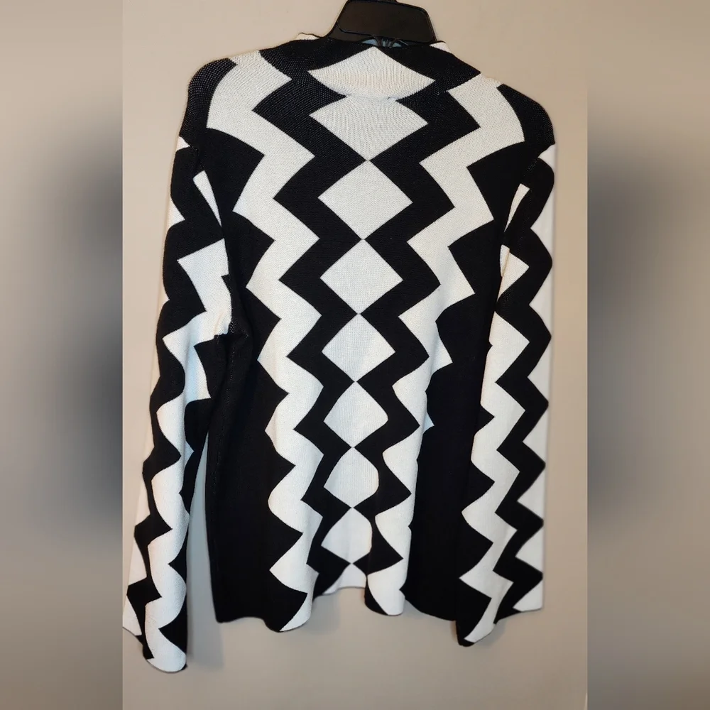 Investment printed sweater_2